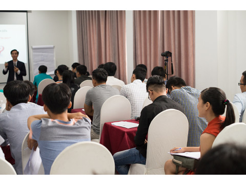Seminar về kĩ năng quản lí thời gian và công việc